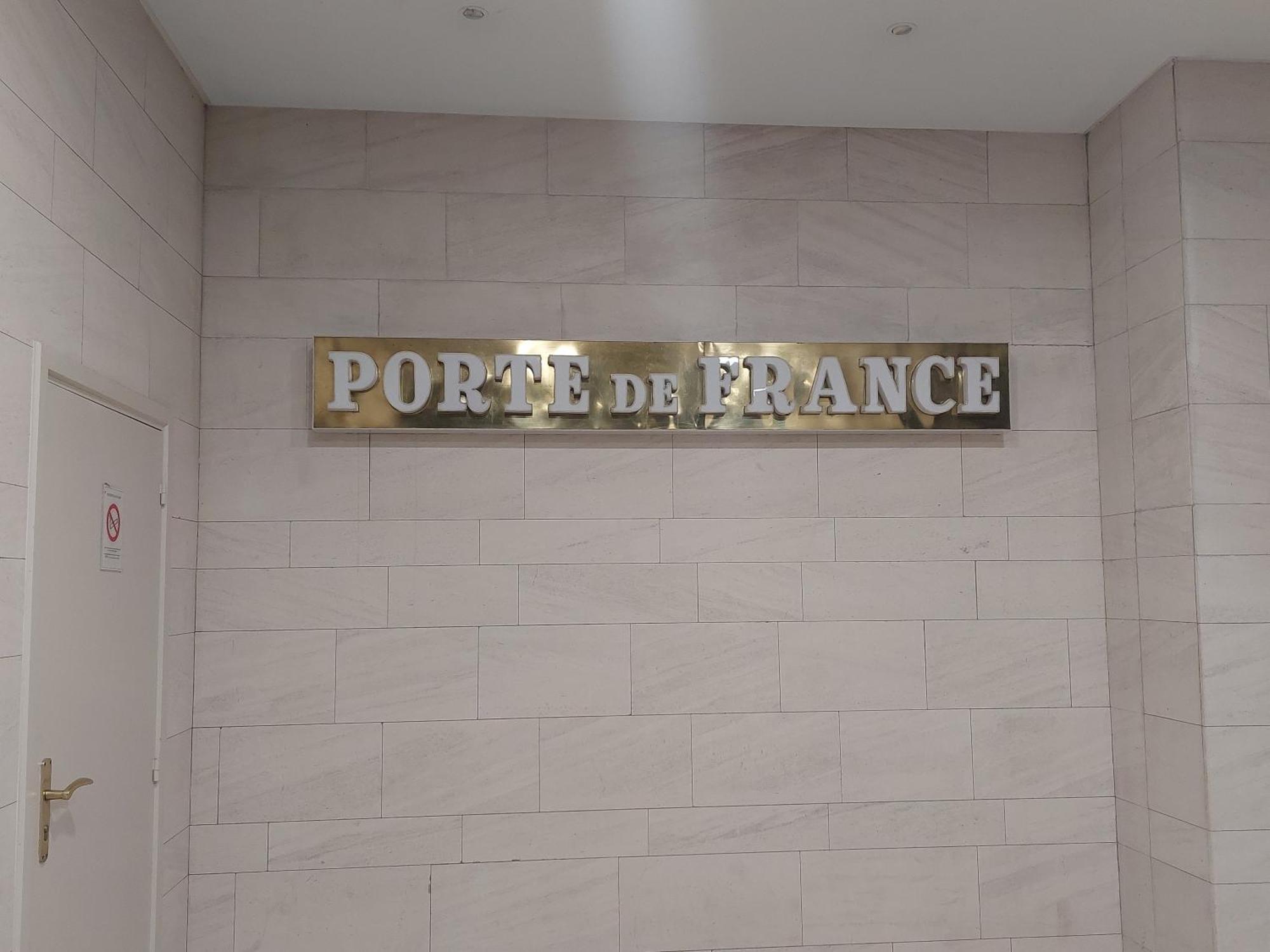 Porte De France Straatsburg Buitenkant foto